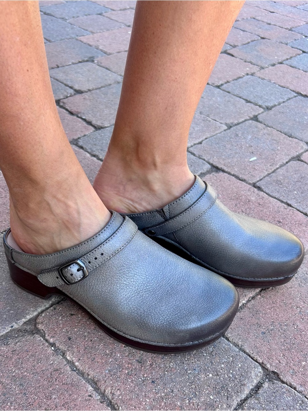 Dansko Millie Clog Mule Swivel Strap Sling Back Convertible Gray Grey Leather 38